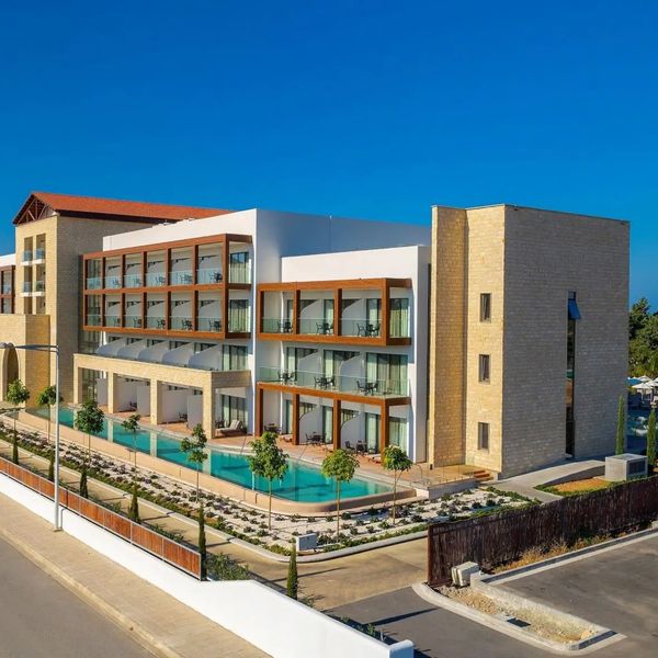 Aliathon Resort