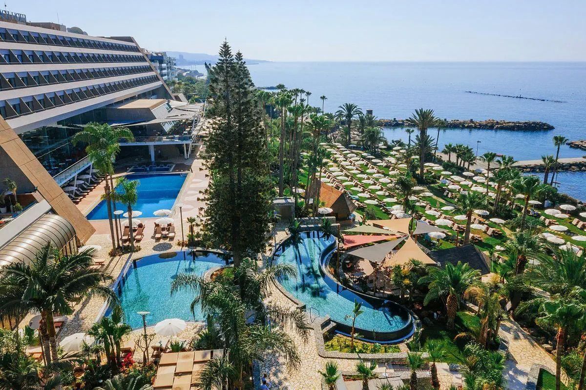 Amathus Beach Limassol - teren hotelu