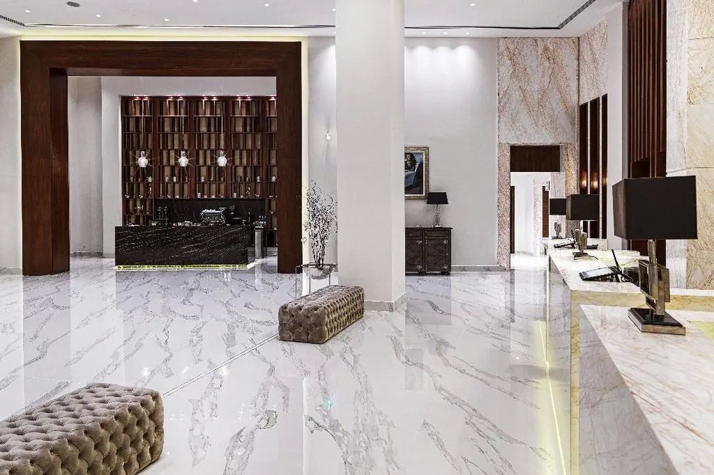 Amavi - recepcja / lobby