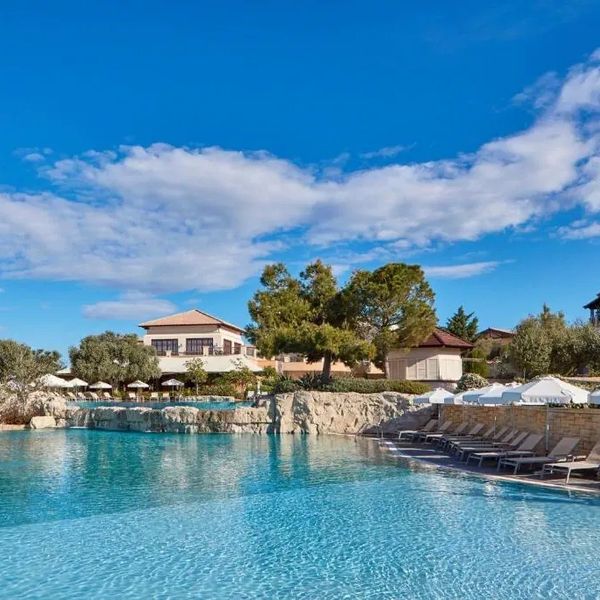 Aphrodite Hills Villas