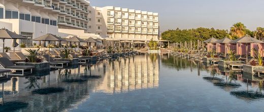Cali Resort & Spa