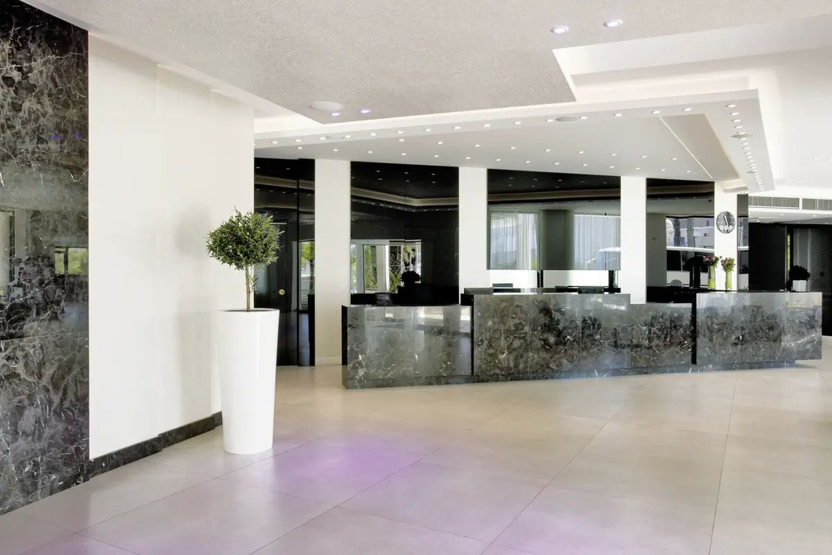 Christofinia - recepcja / lobby