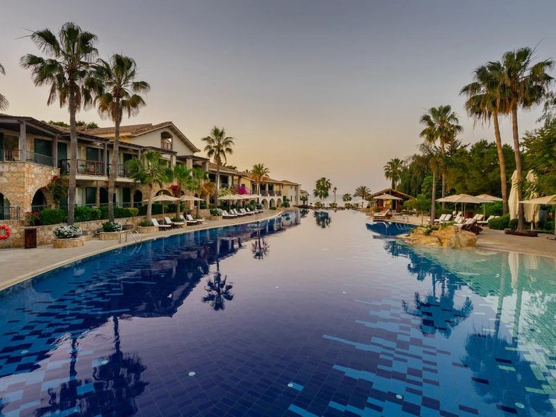 Columbia Beach Resort