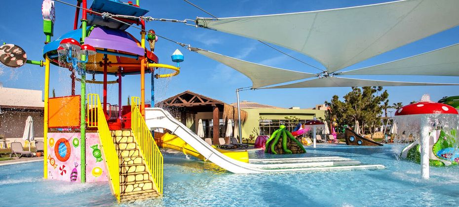 Concorde Luxury Resort (Vokolida)