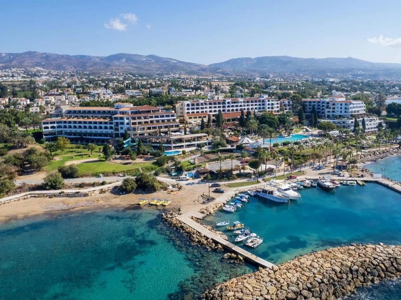 Coral Beach &amp; Resort (Paphos)