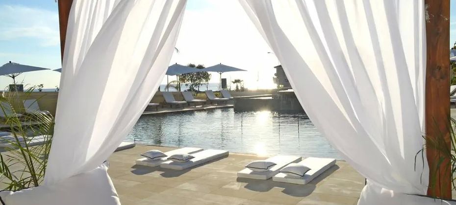 E Hotel Spa and Resort