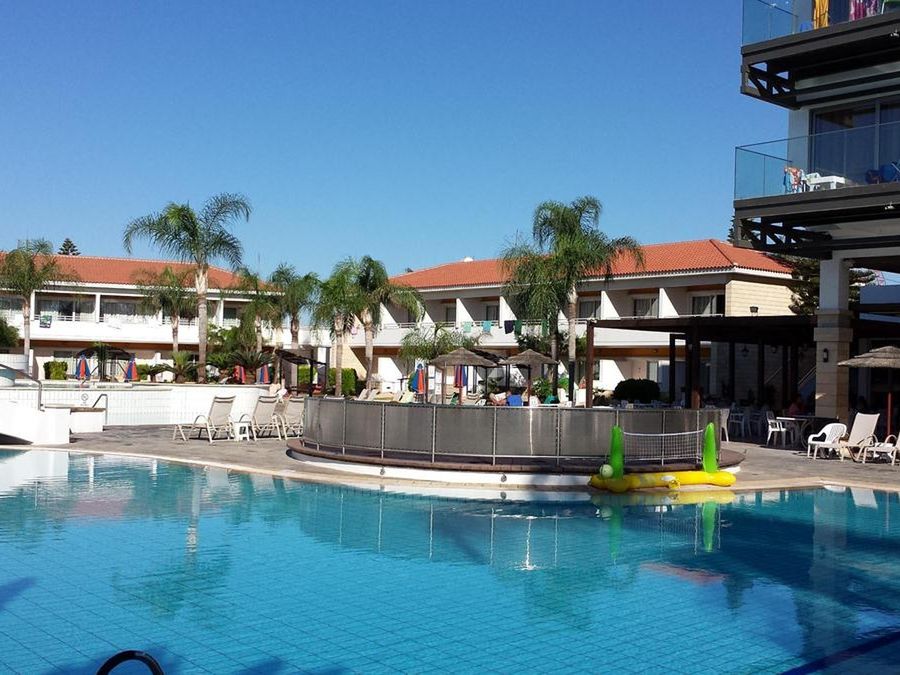 teren hotelu, basen