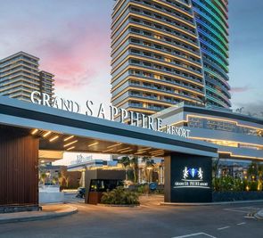Grand Sapphire Resort