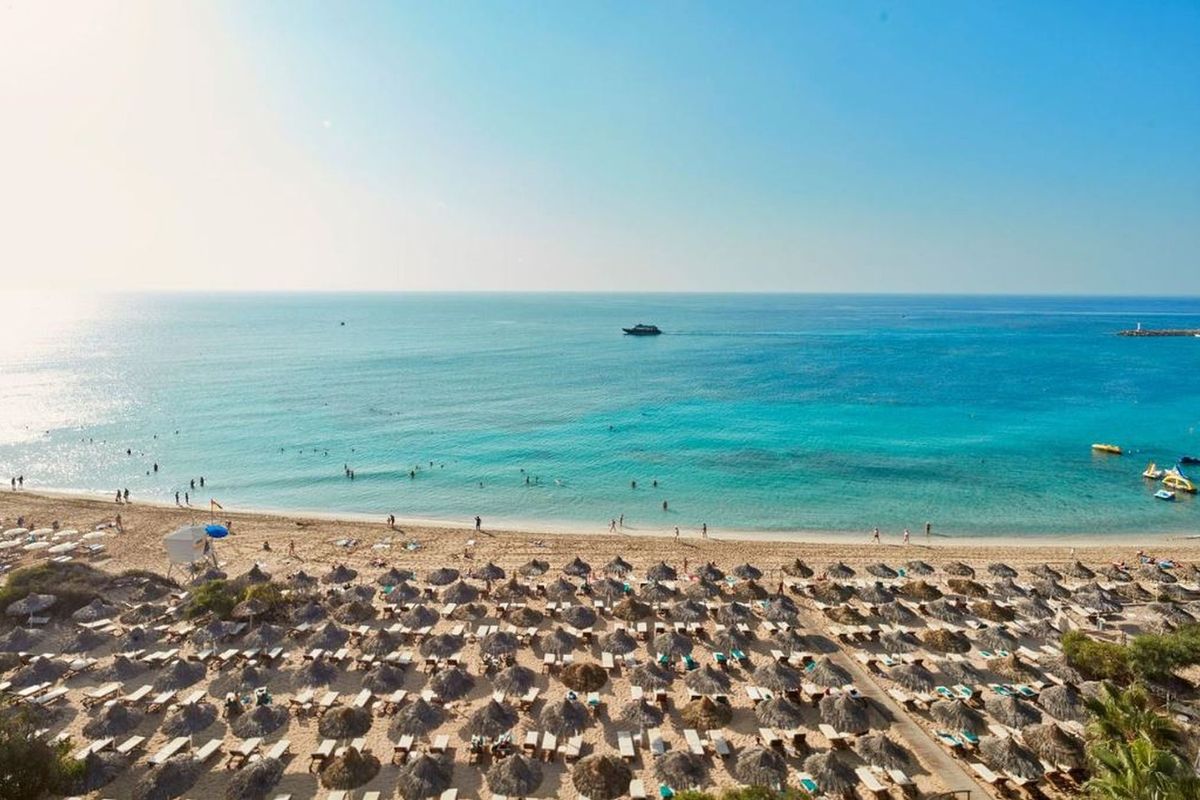 Grecian Bay - plaża