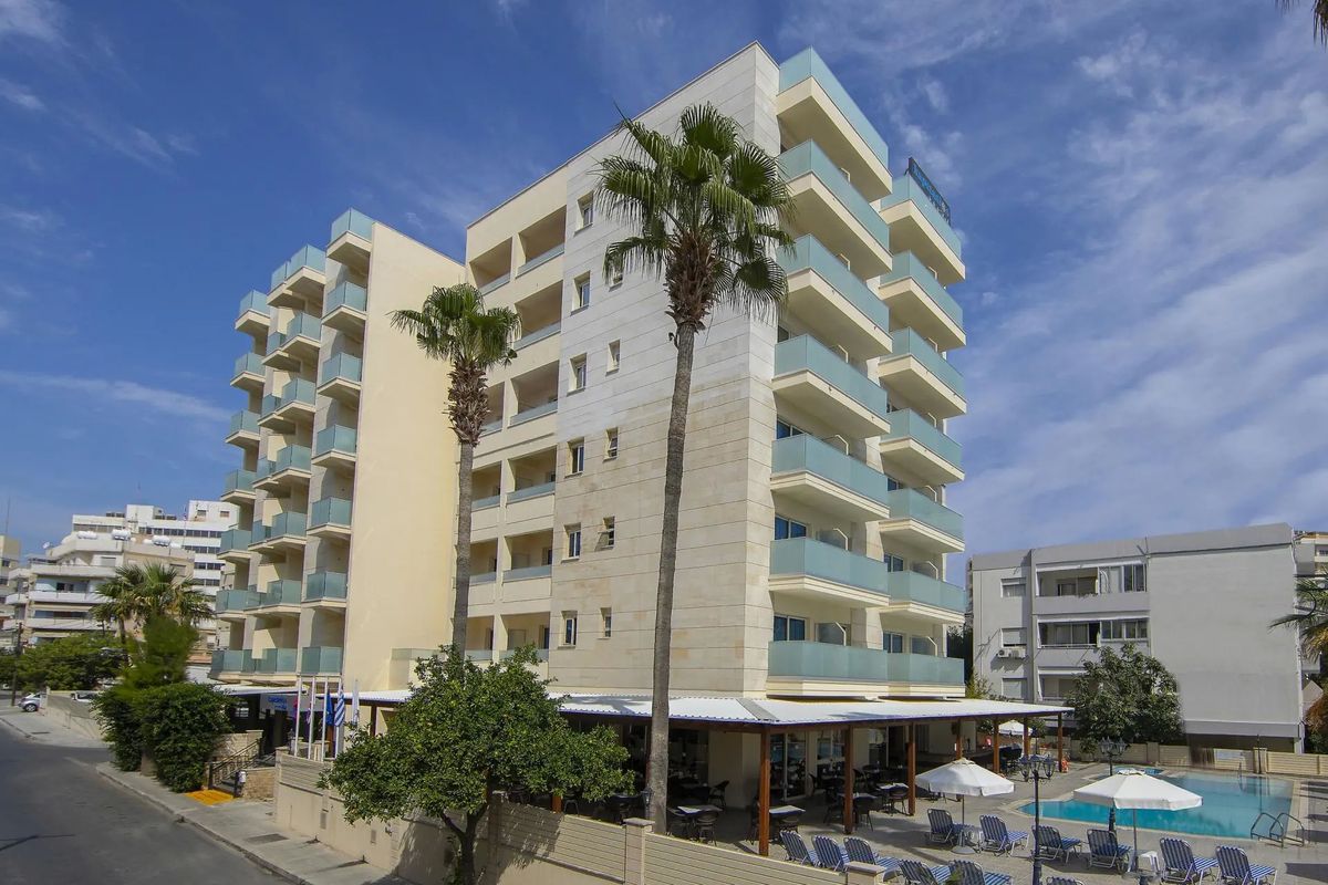 Kapetanios Limassol - teren hotelu