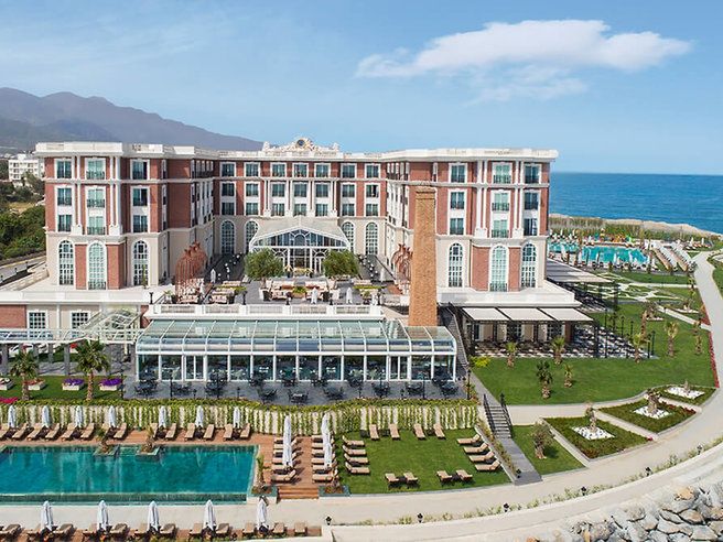 Kaya Palazzo Resort & Casino