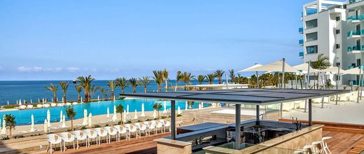 King Evelthon Beach Hotel and Resort