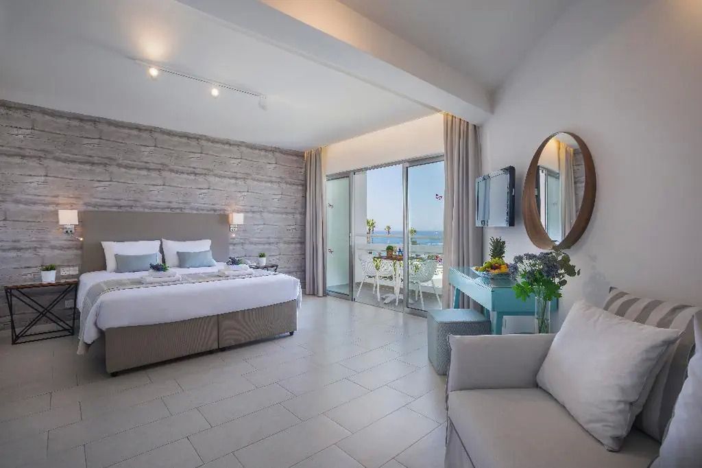 Leonardo Plaza Cypria Maris Beach & Spa - pokój