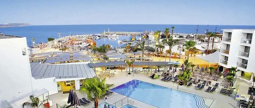 Limanaki Beach