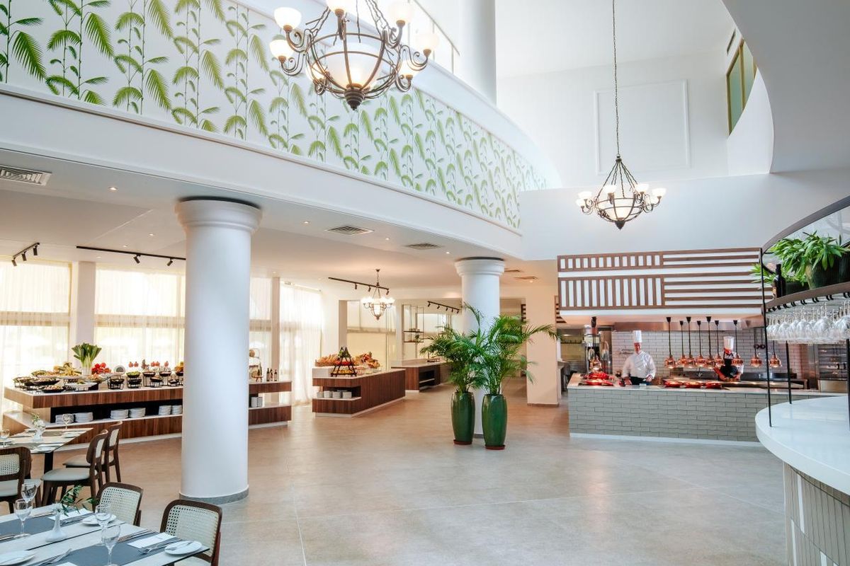 Louis Imperial Beach - restauracja