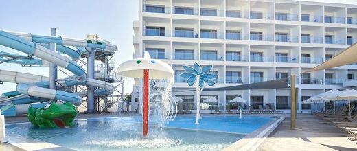 Maris Grand Aquapark