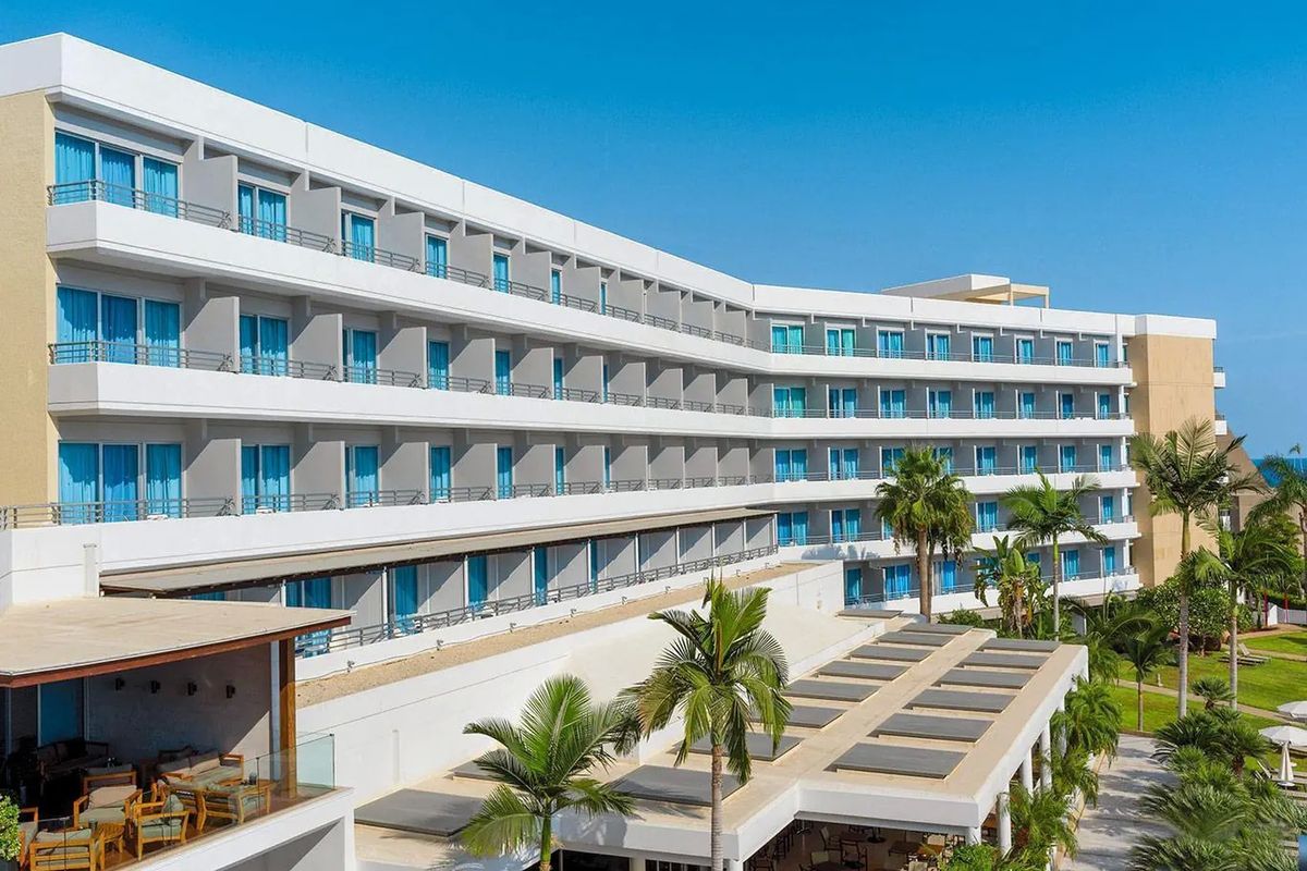 Mediterranean Beach - budynek główny