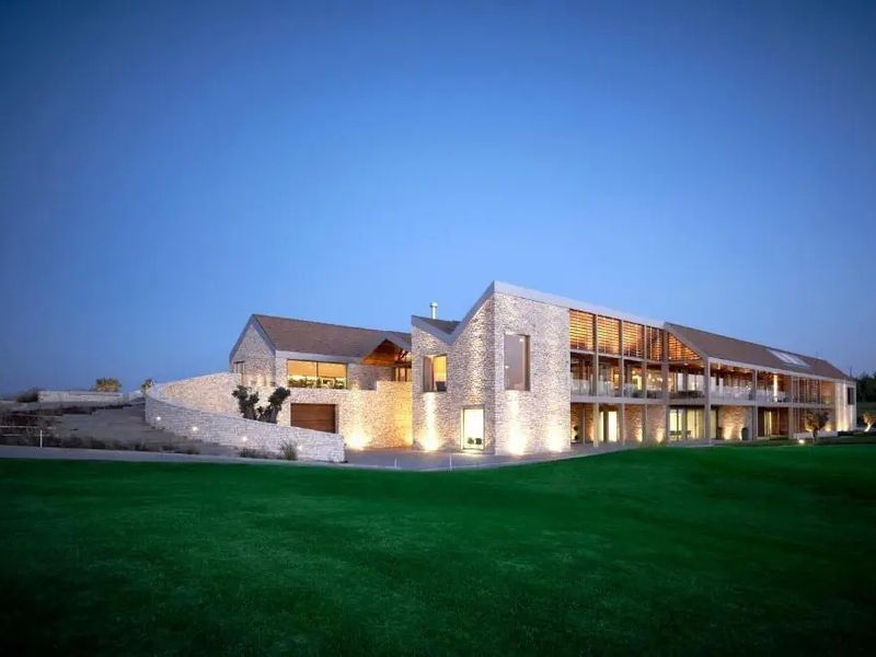 Minthis Resort