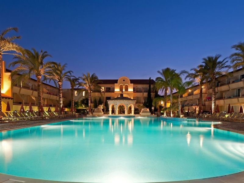 Napa Plaza