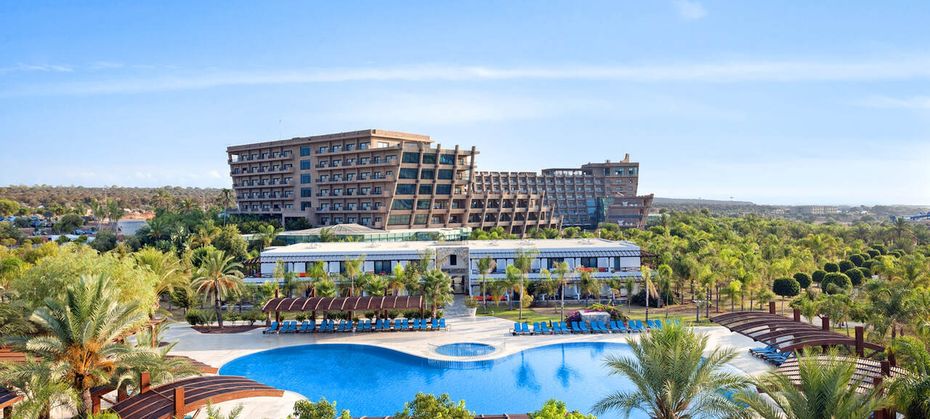 Noah's Ark Deluxe Hotel & Spa
