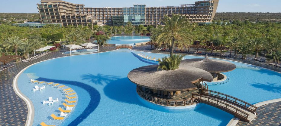 Noah's Ark Deluxe Hotel & Spa