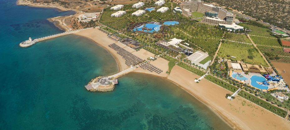 Noah's Ark Deluxe Hotel & Spa