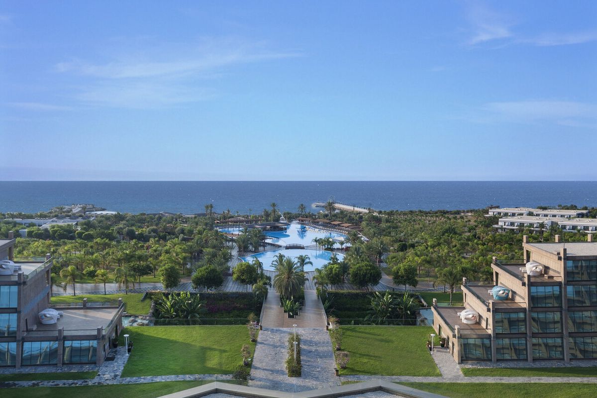 Noah's Ark Deluxe Hotel & Spa - teren hotelu