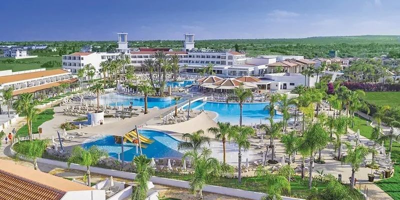 Cypr First Deal na 7 dni w listopadzie: 5⋆ hotel od 3 226 zł