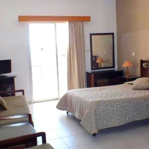 Petsas Apartments (Coral Bay)