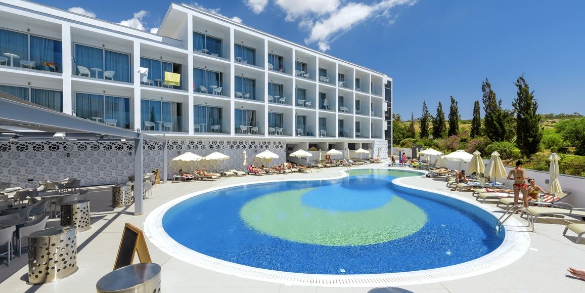 Cypr na 7 dni w listopadzie: 3⋆ hotel od 3 023 zł