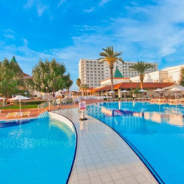Salamis Bay Conti - zdjęcie 3
