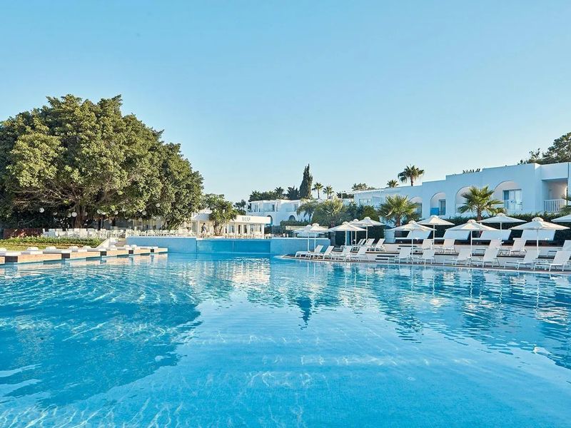 So Nice Club Resort (ex. So Nice Boutique Suites)