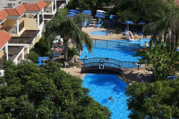 Sun Palace