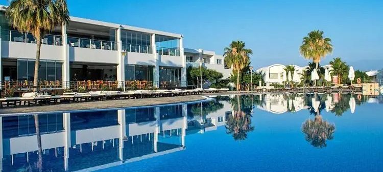 Theo Sunset Bay Holiday Village (Pafos)