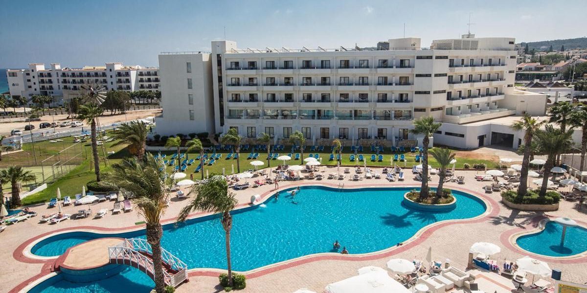 Cypr First Deal na 7 dni w czerwcu: 4⋆ hotel od 4 786 zł