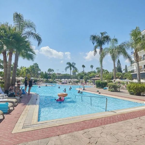 Tsokkos Gardens Apartments