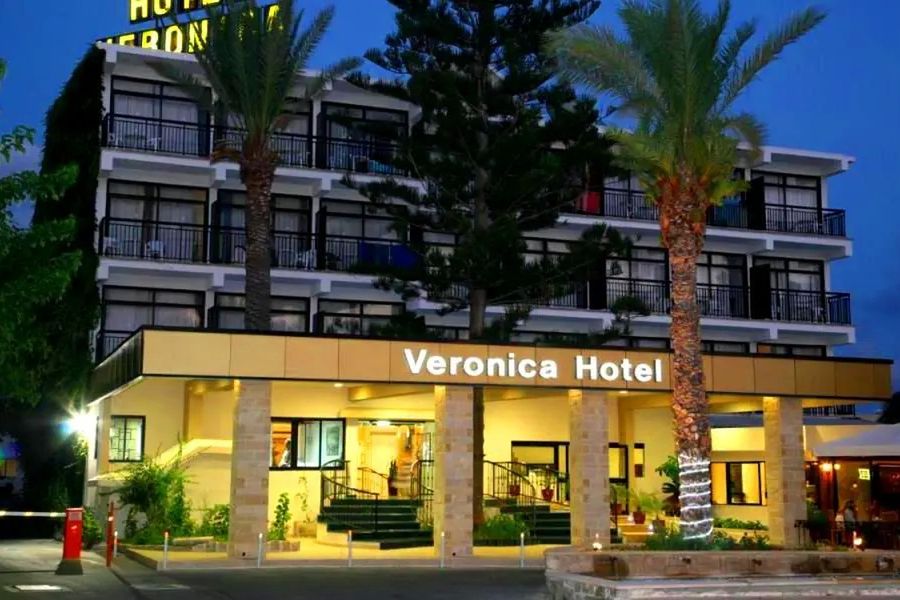 Veronica (Paphos) - budynek główny