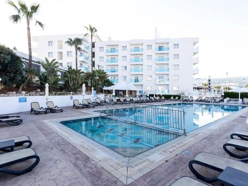 Vrissaki Apartments (ex. Trizas)