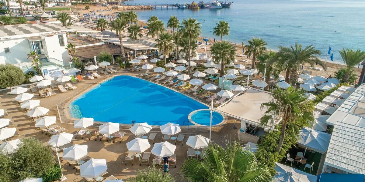 Cypr na 7 dni w październiku: 4⋆ hotel od 4 127 zł (aktualizacja ceny)