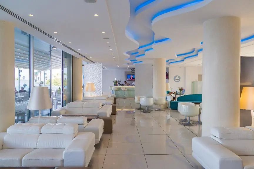 Vrissaki Beach - recepcja / lobby