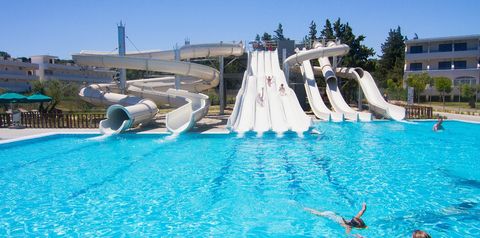 basen, aquapark, zjeżdżalnia, brodzik