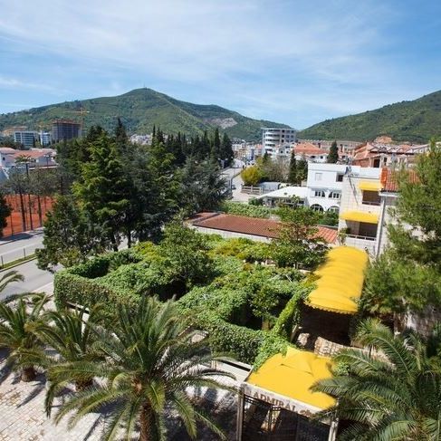 Admiral (Budva)