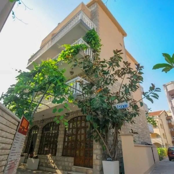 Apartments Kralj S