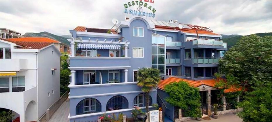 Aquarius (Budva)