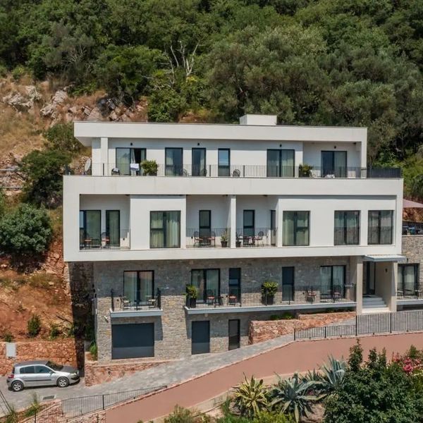 Aquilo — Buljarica, Czarnogóra