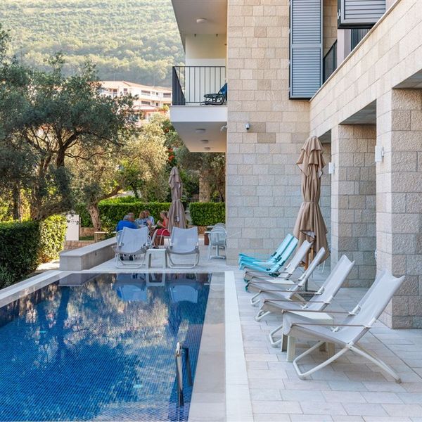 Eleven (Petrovac)