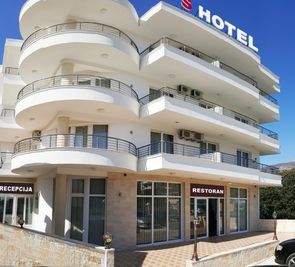 Hotel S Mujanovic