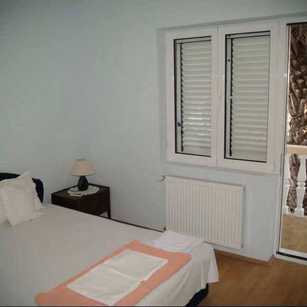 Ratko Apartments
