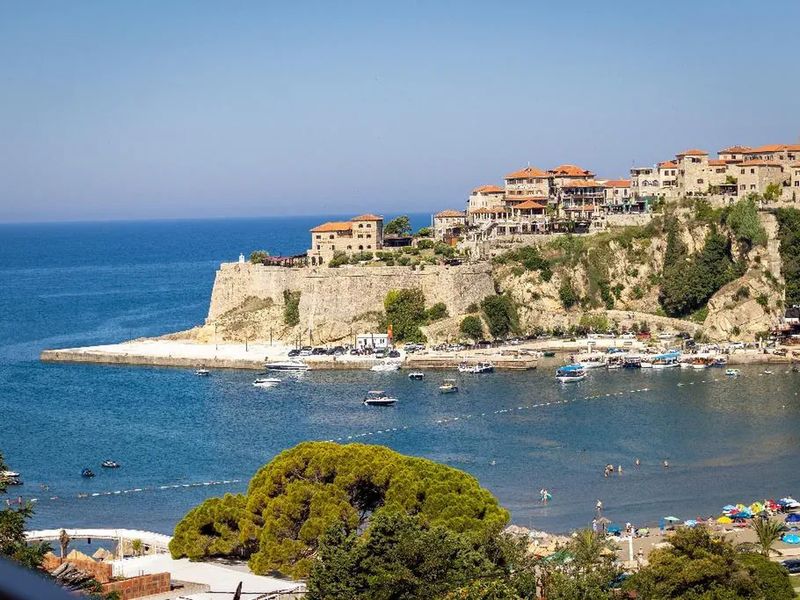 The New Mediteran 3*