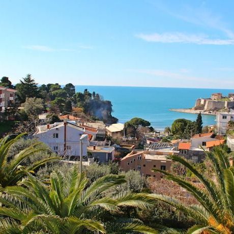 The New Mediteran